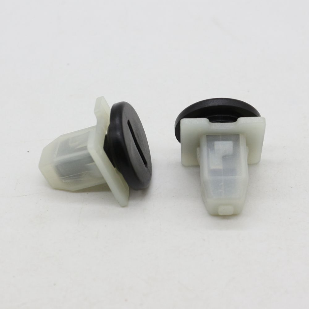 Rear Bumper Moulding Grommet Retainer Clip For Nissan 63846-9E000